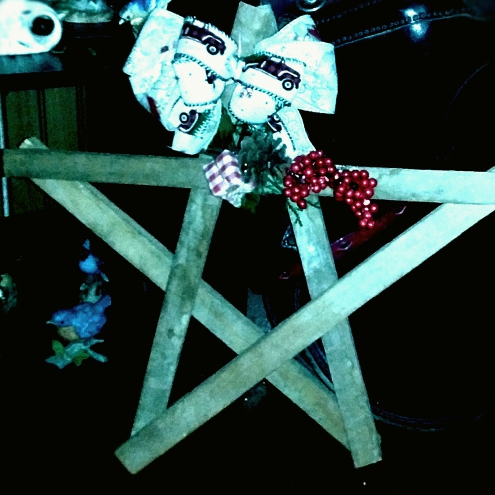 Primitive Christmas Stars